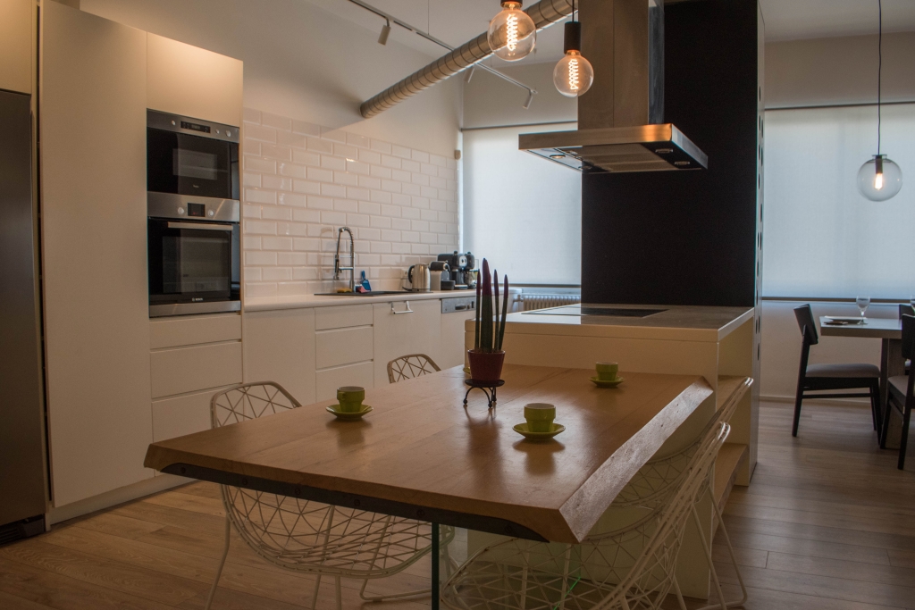 ΑΤΗΕNS – EXARCHIA – ΚOLETΤI ST. | LOFT- APARTMENT