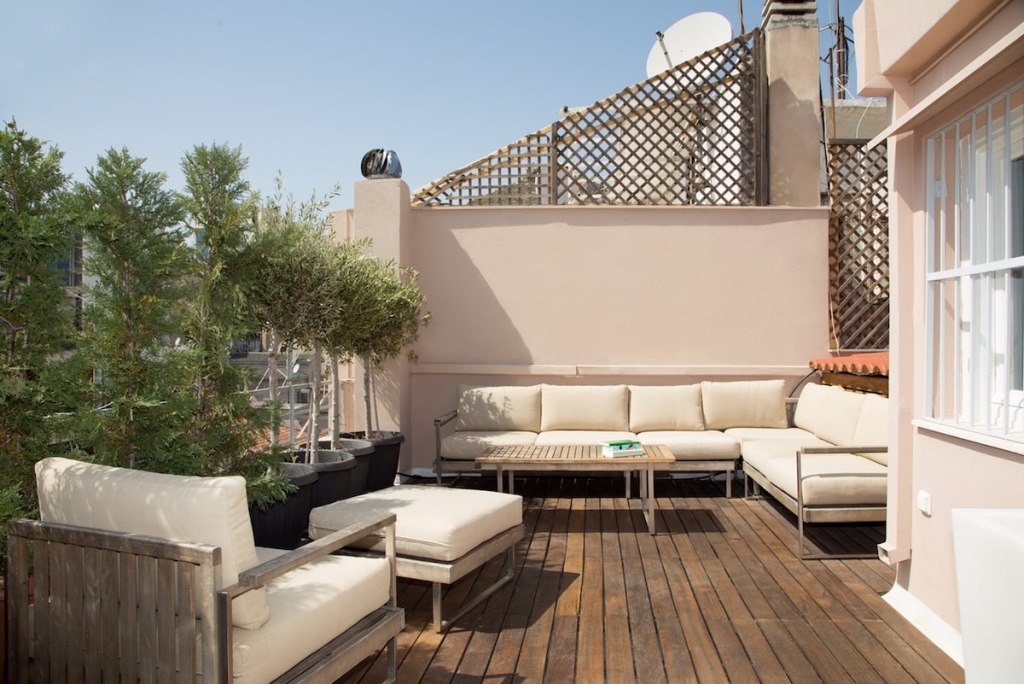 KOLONAKI – PLOUTARCHOU ST. | PENTHOUSE APARTMENT