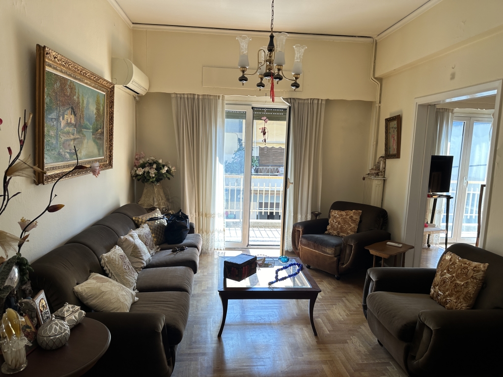 PETRALONA – CLOSE TO THE METRO | APARTMENT