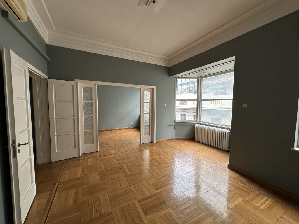 KOLONAKI –  CLOSE TO THE SQUARE | ART DECO APARTMENT