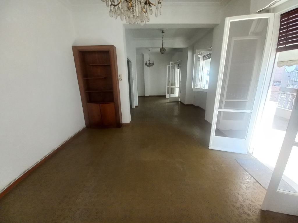 PANGRATI – CLOSE TO VARNAVA SQUARE | APARTMENT