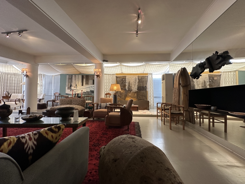 PSYRI – OVERLOOKING THE ACROPOLIS | DUPLEX LOFT