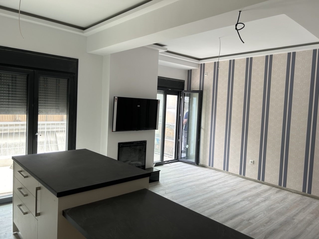 ΟΜΟΝOΙΑ – ΙΝ Α CENTRAL LOCATION | APARTMENT