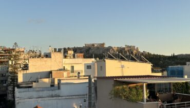 PSYRI – OVERLOOKING THE ACROPOLIS | DUPLEX LOFT