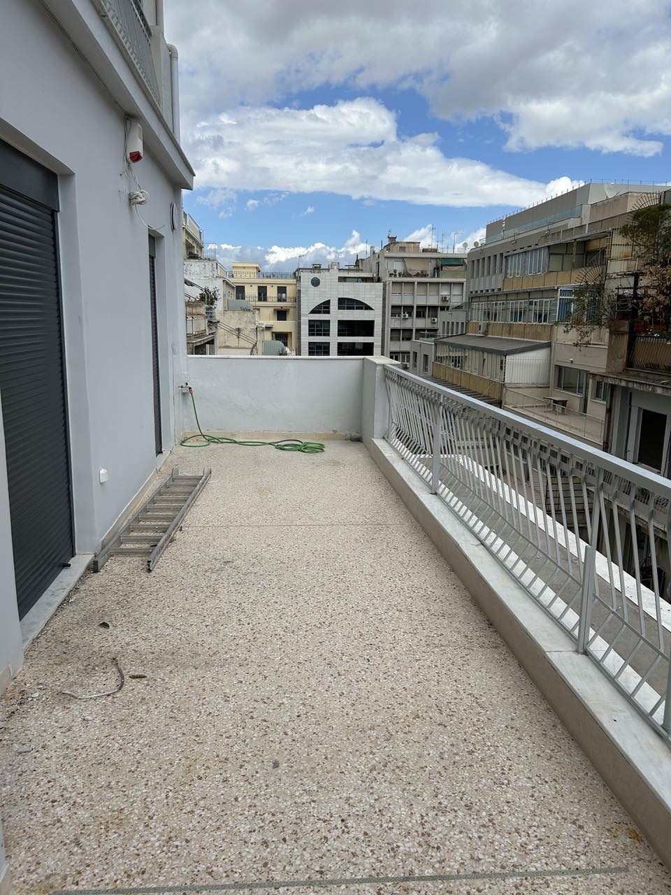 ΟΜΟΝOΙΑ – ΙΝ Α CENTRAL LOCATION | APARTMENT